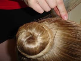 how to make ballet hair bun step3